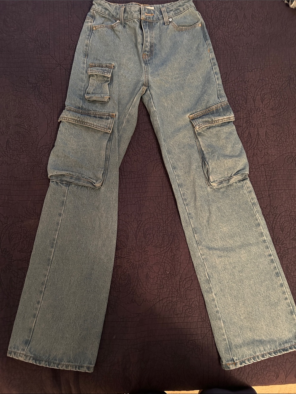 Light Wash Women's Flare Cargo Jeans with Utility Pockets